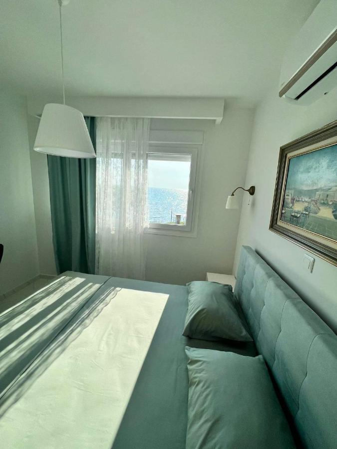 Beachfront Villa Athina Vergia Bagian luar foto