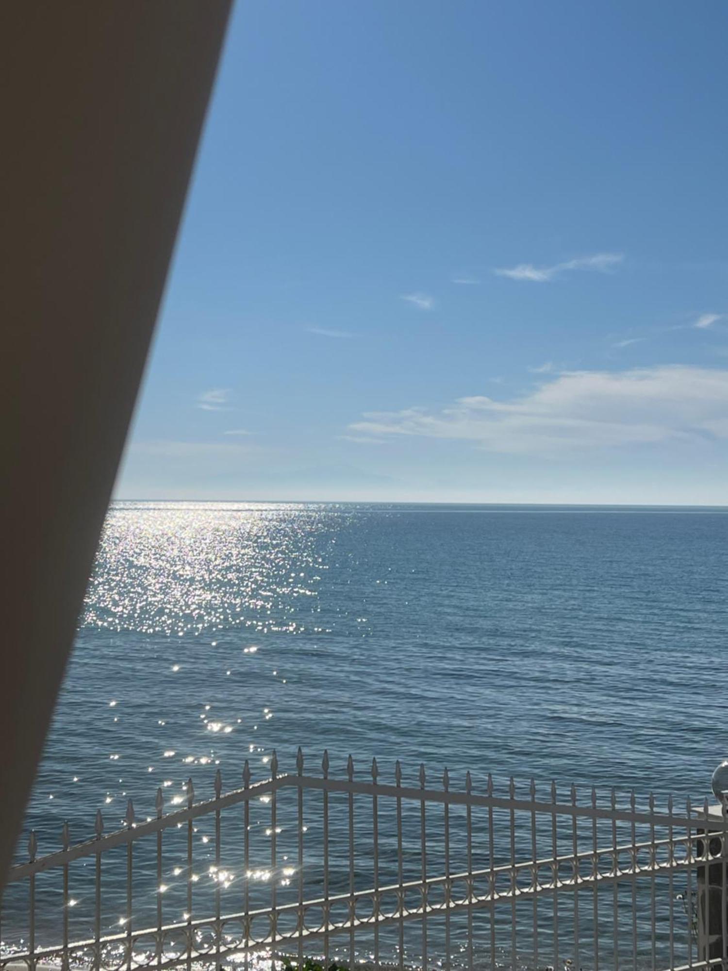 Beachfront Villa Athina Vergia Bagian luar foto
